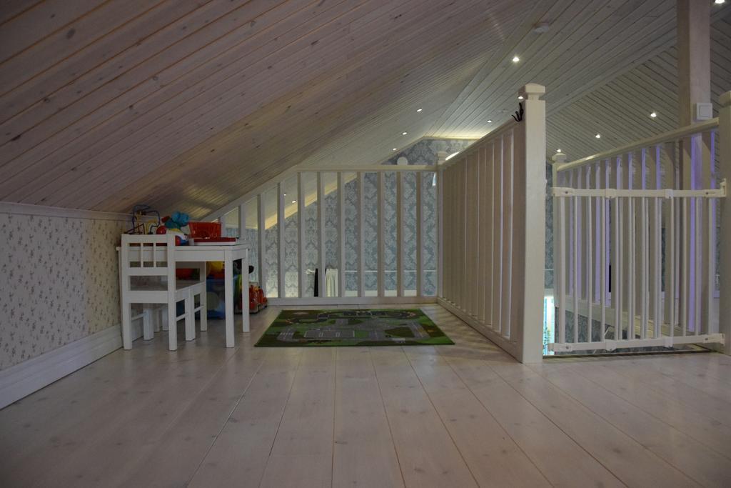 Kronobo Marieholm  Bagian luar foto